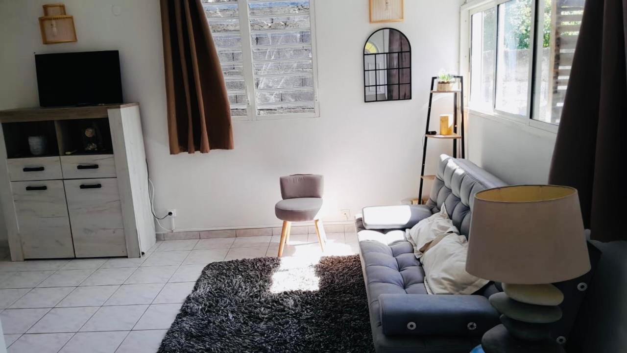 Coconing Logements Studios Et Maisons Sainte-Anne  Extérieur photo