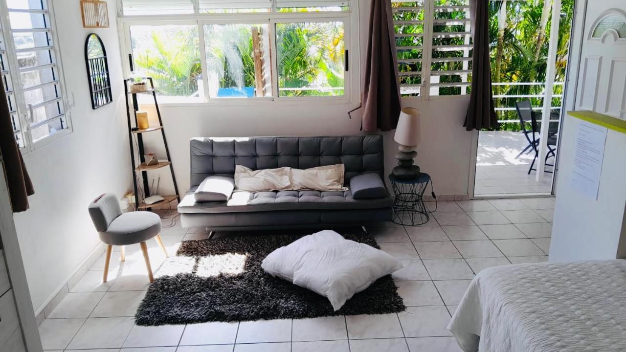 Coconing Logements Studios Et Maisons Sainte-Anne  Extérieur photo